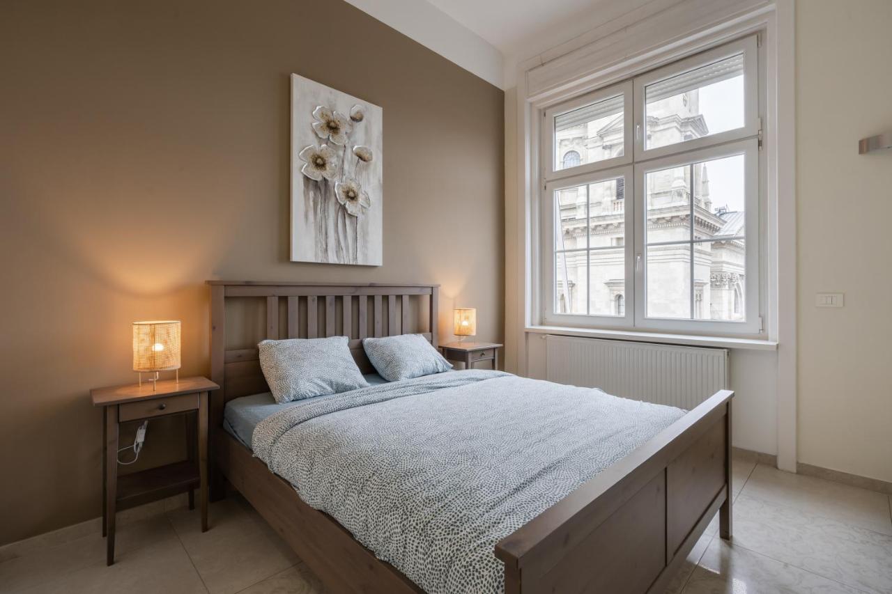 Basilika Monnalisa Luxury 3 Bedrooms Apartment With Amazing View Need Reservation X Free Parking Budapest Bagian luar foto
