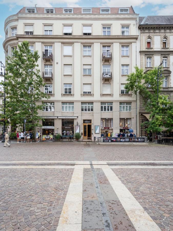 Basilika Monnalisa Luxury 3 Bedrooms Apartment With Amazing View Need Reservation X Free Parking Budapest Bagian luar foto