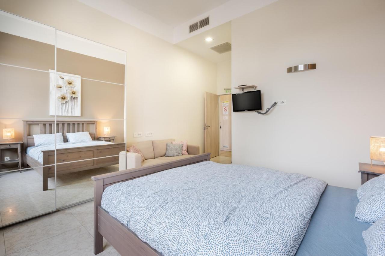Basilika Monnalisa Luxury 3 Bedrooms Apartment With Amazing View Need Reservation X Free Parking Budapest Bagian luar foto