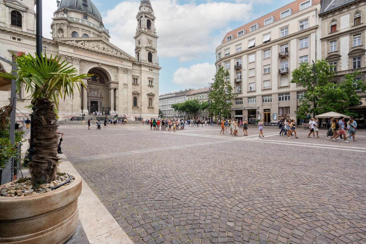 Basilika Monnalisa Luxury 3 Bedrooms Apartment With Amazing View Need Reservation X Free Parking Budapest Bagian luar foto