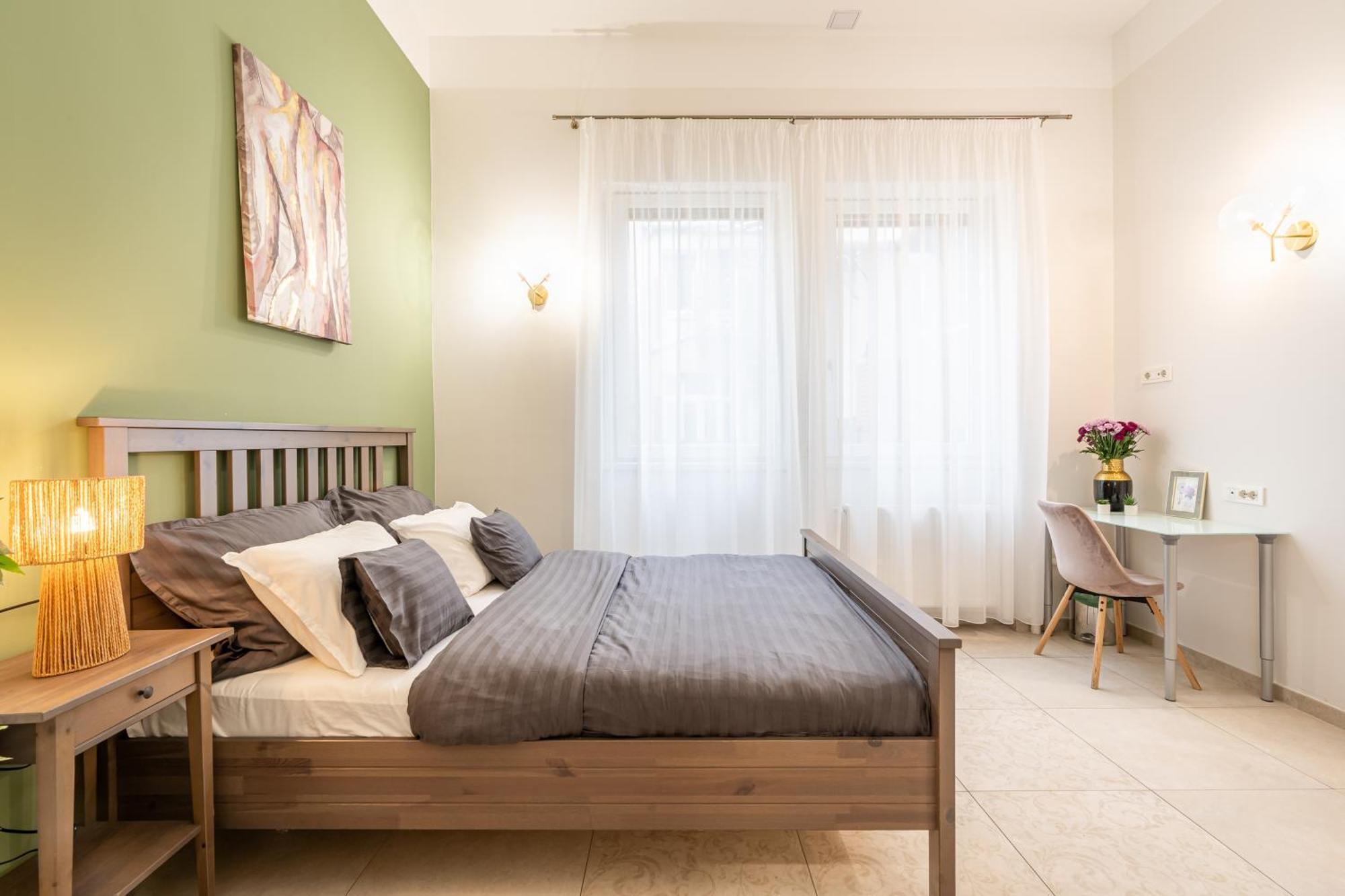 Basilika Monnalisa Luxury 3 Bedrooms Apartment With Amazing View Need Reservation X Free Parking Budapest Bagian luar foto