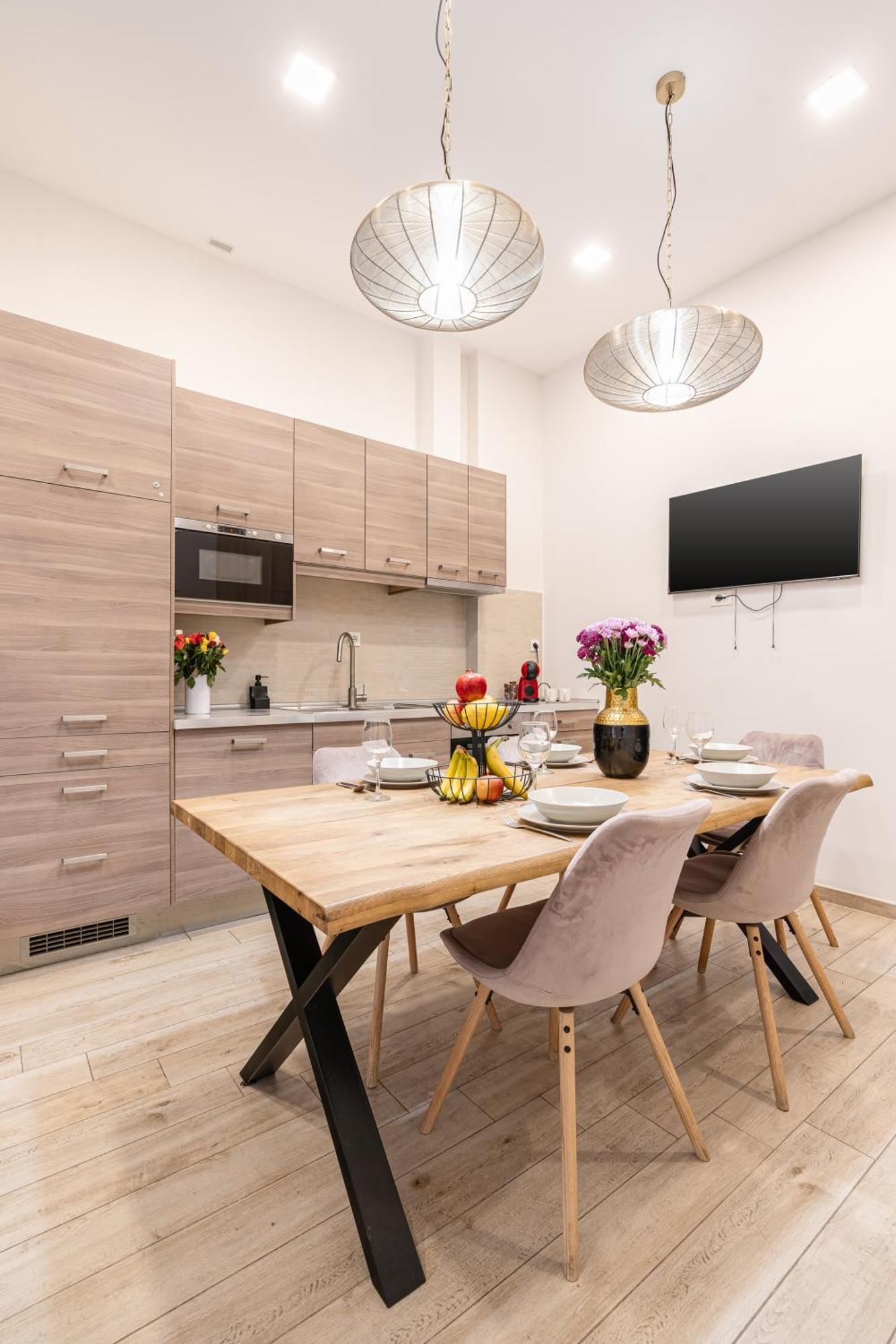 Basilika Monnalisa Luxury 3 Bedrooms Apartment With Amazing View Need Reservation X Free Parking Budapest Bagian luar foto